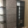 с пластиковым фасадом